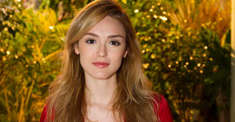 isabelle-drummond-e-romantica-e-realista-ao-mesmo-tempo