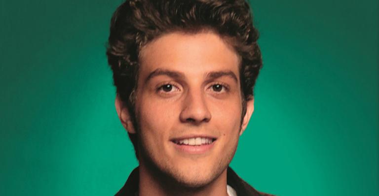 chay-suede-revela-que-nunca-teve-uma-paixao-dificil-como-seu-personagem