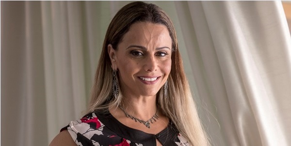 viviane-araujo-encarnara-dancarina-de-banda-tipo-e-o-tchan-em-sonha-comigo