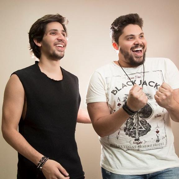 pedro-e-benicio-fazem-show-hoje-com-simone-e-simaria