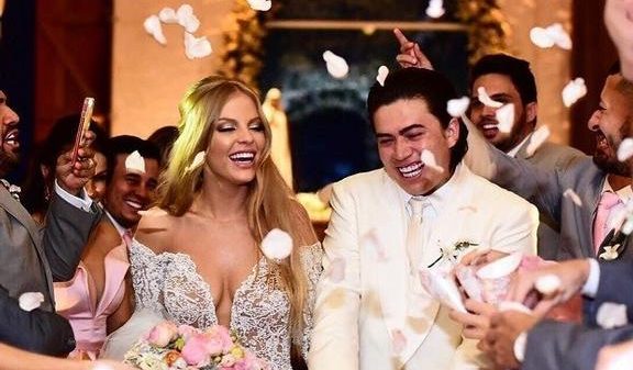 video:-luisa-sonza-se-emociona-ao-cantar-para-whindersson-nunes-durante-casamento!