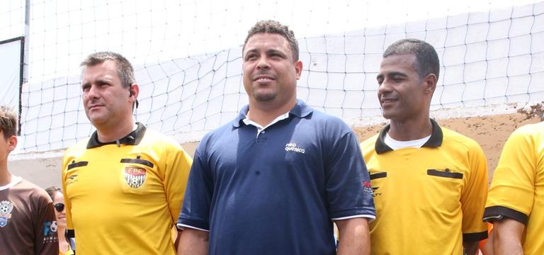 ronaldo-entra-em-campo-na-abertura-da-copa-do-mundo,-mas-brasil-so-faz-sua-estreia-no-domingo,-17