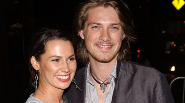 taylor-hanson-anuncia-que-sera-pai-pela-sexta-vez