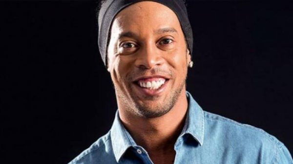 ronaldinho-sabia-que-passaporte-era-falso,-afirma-promotor