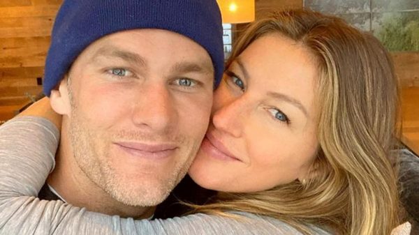 tom-brady-faz-aniversario-e-ganha-declaracao-da-esposa-gisele-bundchen