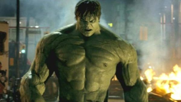 marvel:-uma-decada-depois-fas-descobrem-surpresa-escondida-em-filme-do-hulk