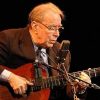 morre-o-genio-joao-gilberto,-inventor-da-bossa-nova