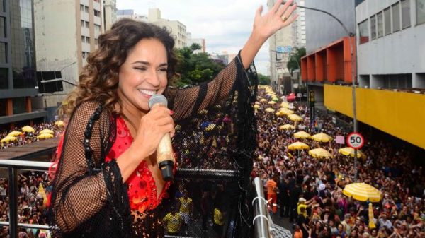 daniela-mercury-encerra-o-carnaval-de-sao-paulo-com-bloco-mais-de-1-milhao-de-folioes!