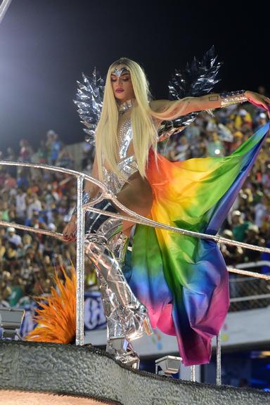 carnaval:-beija-flor-e-campea-do-grupo-especial-do-rio-de-janeiro-em-2018