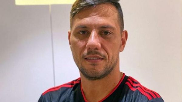 covid-19:-diego-alves-testa-positivo-e-preocupa-ate-para-libertadores