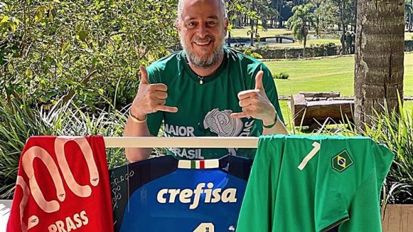 paulo-nobre-paga-r$-20-mil-em-camisas-de-prass,-ex-goleiro-do-palmeiras