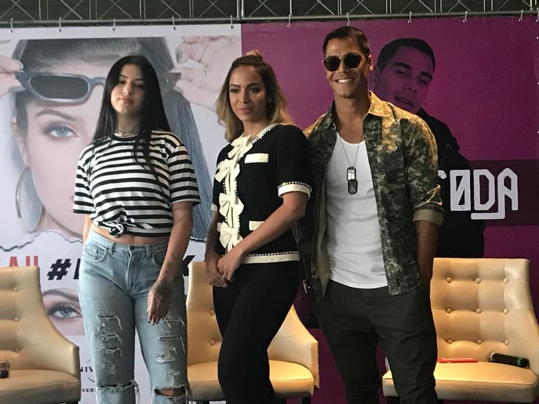 de-poderosa-a-malandra,-anitta-agora-tambem-e-empresaria-de-artistas