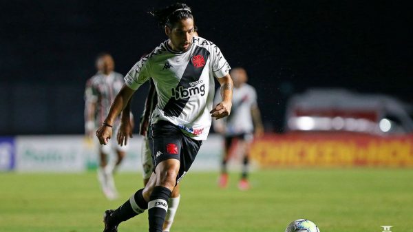 vasco-anuncia-prorrogacao-de-emprestimo-do-argentino-benitez