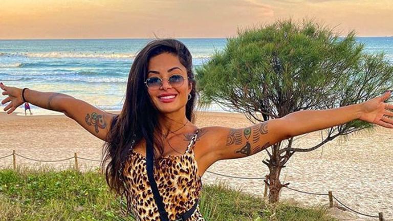 aline-riscado-impressiona-seguidores-em-convite-para-live