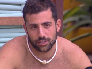 kaysar-abre-mao-da-imunidade