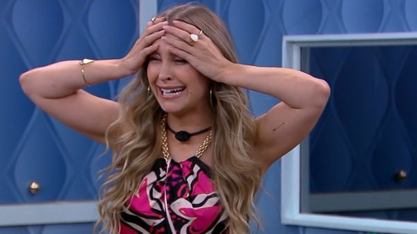 Carla Diaz no quarto secreto do BBB