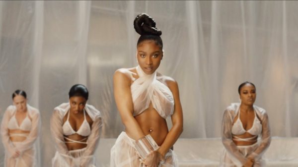 Normani e Cardi juntas em videoclipe muito ousado