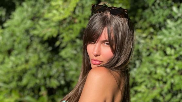 Thais Braz desfilou beleza a bordo de um biquíni e encantou seguidores (Instagram)