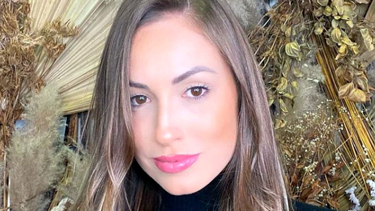 ex-BBB Jéssica Mueller encantou seguidores com foto de biquíni (Instagram)