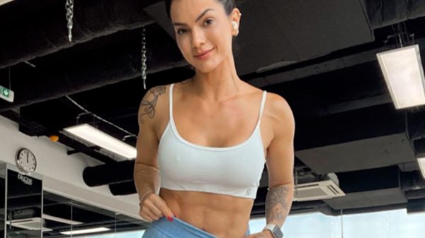 Kelly Key esbanja boa forma em registro de sua rotina fitness (Instagram)