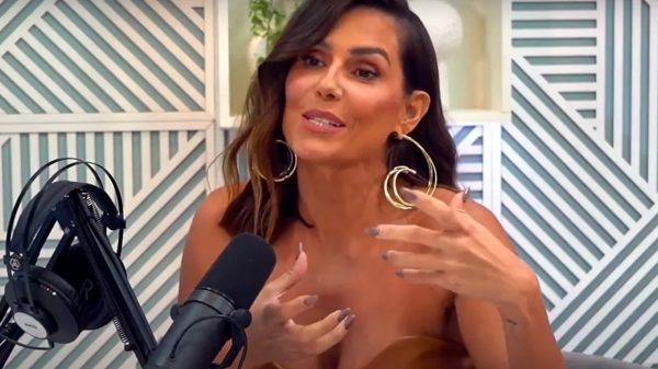 Deborah Secco revela que sofria por pegar homens casados (Reprodução/Youtube)