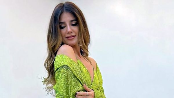 Paula Fernandes encanta plateia ao surgir vestida de noiva junina (Instagram)