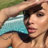 Gabily esbanja boa forma curtindo piscina e verão europeu (Instagram)