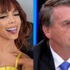 Anitta causou reações dos internautas ao comentar entrevista de Jair Bolsonaro e compartilhar meme (Montagem/Reprodução)