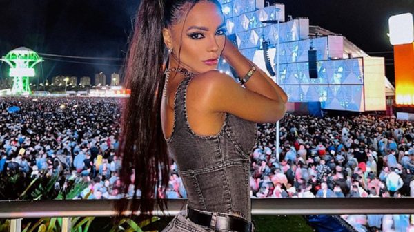 Brunna Gonçalves mostra estilo e atrai olhares no Rock In Rio (Instagram)