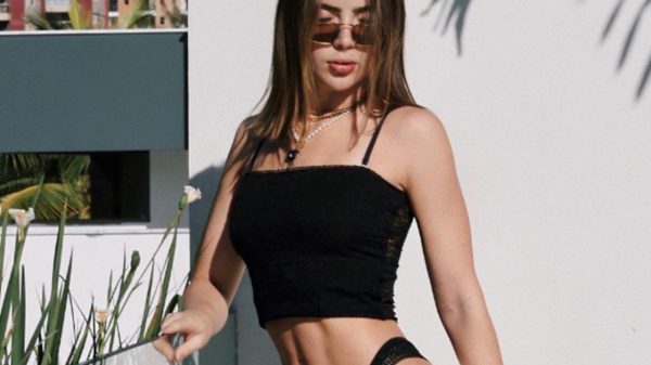 Jade Picon esbanja estilo e boa forma com look ousado e encanta seguidores (Instagram)