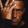 Mano Brown comanda o podcast de sucesso "Mano a Mano" (Divulgação)