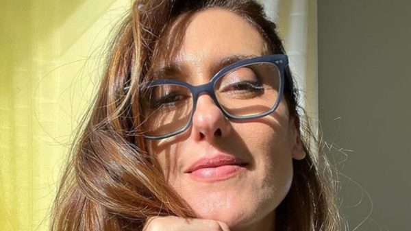 Paola Carosella: novo romance e felicidade compartilhada com os fãs (Instagram)