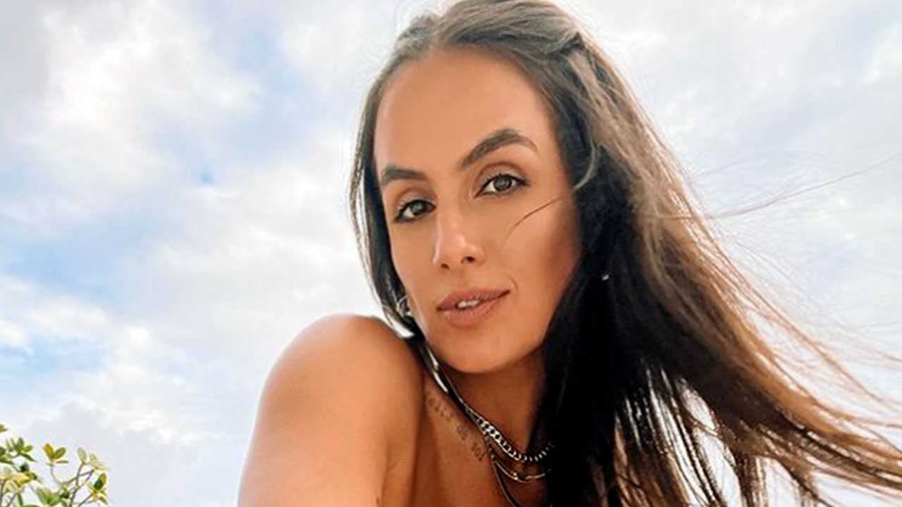 Carol Peixinho exibe curvas em foto de biquíni e ganha elogios (Instagram)