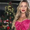 Gabi Martins encantou a web com sua beleza e forma na noite de Natal