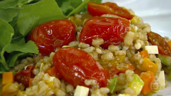 Ana Maria Braga ensinou uma deliciosa salada de cevadinha no Mais Você desta segunda (Reprodução/TV Globo)