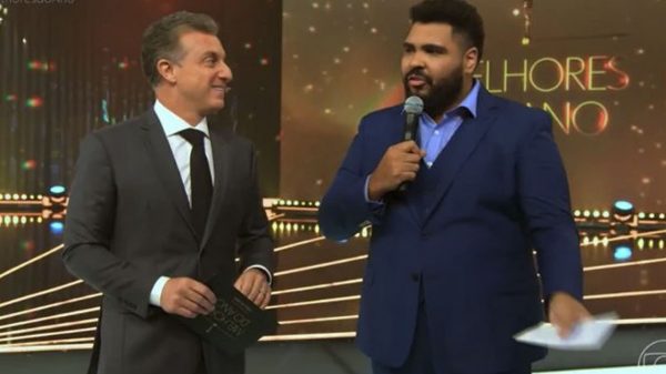 Paulo Vieira causou com suas piadas no Domingão especial Melhores do Ano (Reprodução/TV Globo)