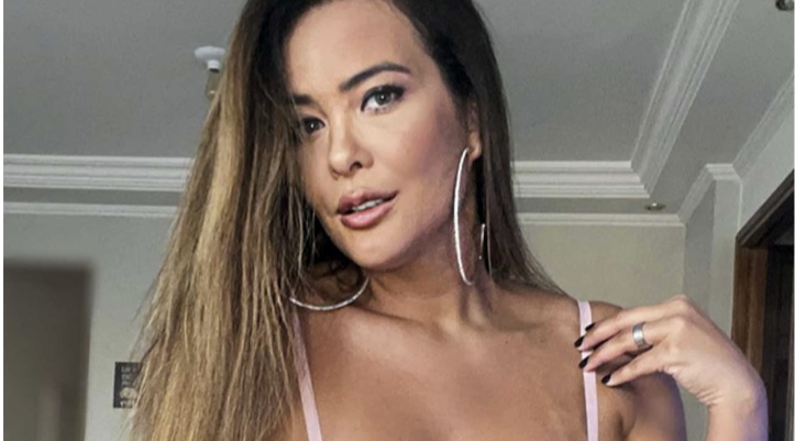 Geisy Arruda surge em vídeo-selfie e arranca suspiros dos seguidores (Instagram)