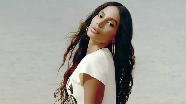 Anitta deixou seguidores babando com seu vídeo de "esquenta" pro carnaval (Divulgação)