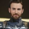 Chris Evans, o Capitão América, exibiu nas redes momentos divertidos com a namorada