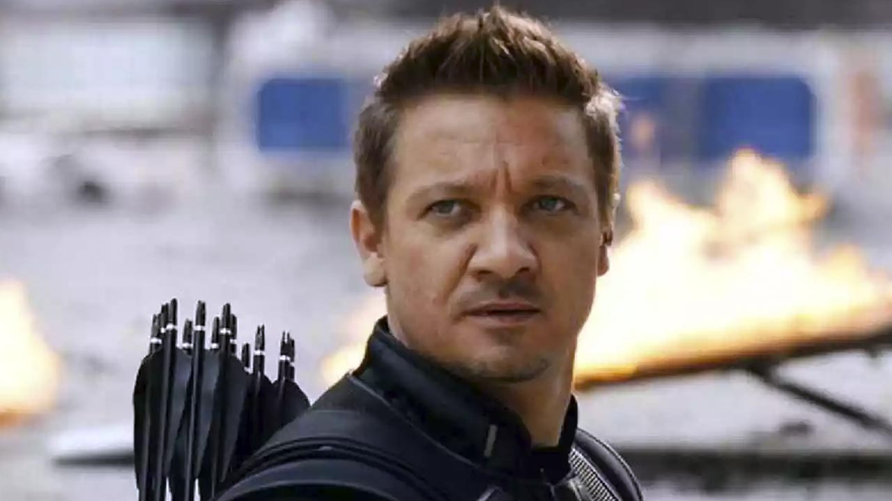 Jeremy Renner, o Gavião Arqueiro, recebeu alta de hospital após acidente (Divulgação)