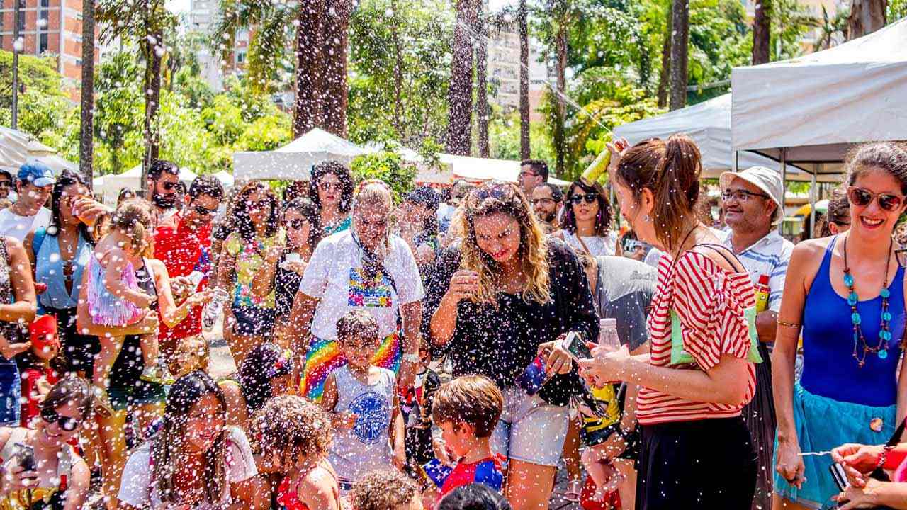 Tem bloquinho na Praça Cidade de Milão, na Vila Nova Conceição neste domingo às 10h com entrada gratuita