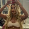 Yasmin Brunet desfila sua beleza em selfie no espelho (Instagram)