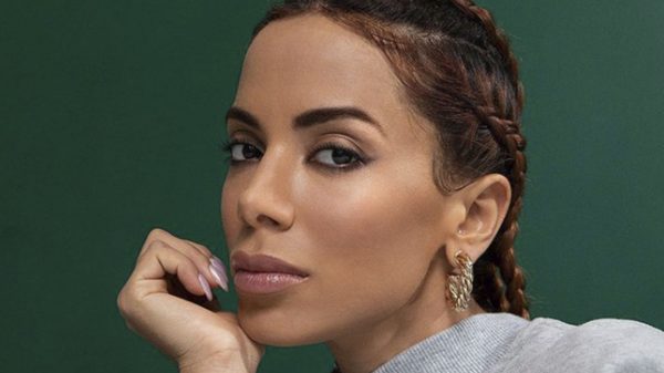 Anitta lança "Nu", um dos últimos singles pela Warner, em parceria com HITMAKER