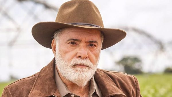 Tony Ramos como Antonio LaSelva em "Terra e Paixão"