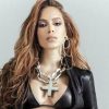 Anitta bomba nas redes com registros de bastidores do seu novo clipe