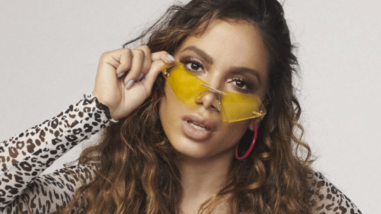 Anitta teve seu relógio de luxo roubado na Croácia (Reprodução)