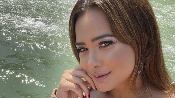 Geisy Arruda encanta internautas com registros de viagem pela Europa (Instagram)