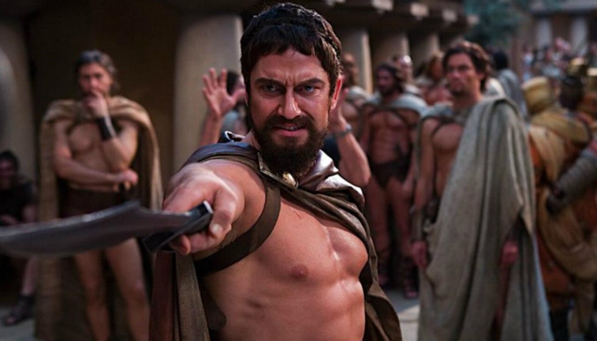 Gerard Butler em cena de 300 (Reprodução)