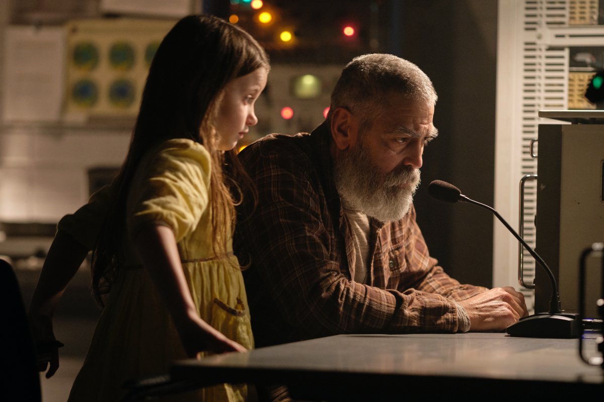 Cena de o Céu da Meia Noite com George Clooney (Foto: Netflix)