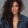 Juliana Paes destaca beleza em ensaio com look jeans